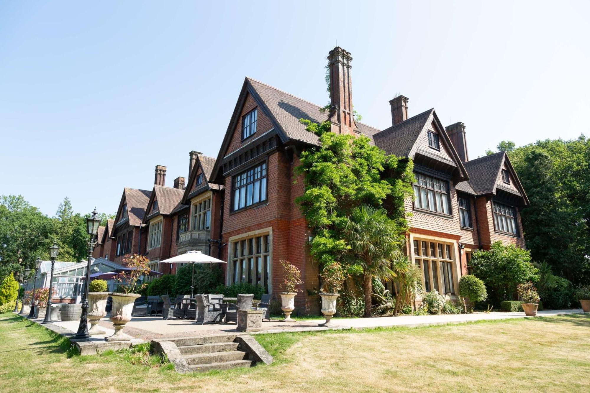 Stanhill Court Hotel, A Member Of Radisson Individuals